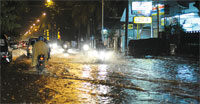Heavy rain, Banjir Lagi