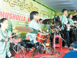 Suka-duka Grup Musik Al-Mumtaz Usai Manggung