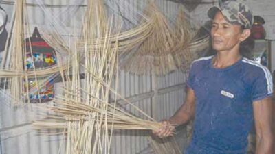 Manfaatkan Limbah Bambu, Sehari Mampu Produksi 100 Unit