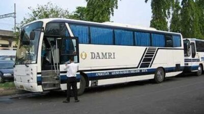 Bus Damri tak Masuk Terminal