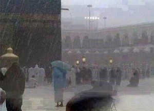 Makkah Diguyur Hujan 20 Menit