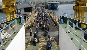46.058 Passengers Returning to Java Island