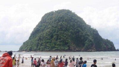 New year 2016, Banyuwangi Tourism is Crowded with Visitors