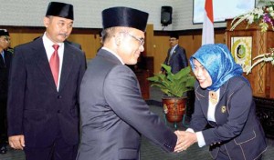 Yusieni Resmi Jabat Wakil Ketua DPRD