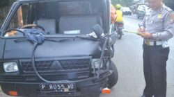 Polisi-memeriksa-mobil-pikap-L300-di-lokasi-kejadian-jalan-simpang-tiga-Desa-Labanasem,-Kecamatan-Kabat,-Banyuwangi,-kemarin