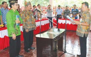 The District Head of Pesanggaran Inaugurates Acting Village Head of Sumberagung