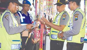 Create a Sense of Security, Gambiran Police Raids Firecracker Traders