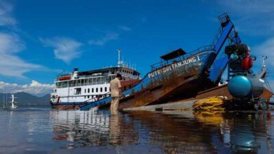Kapal LCT Putri Sri Tanjung 1 ‘Karam’