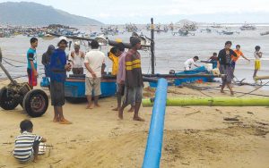 Laut Selatan Mengamuk, Perahu Nelayan di Pantai Pancer Terseret Ombak