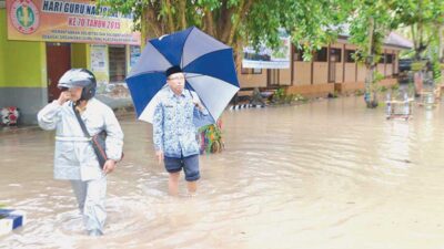 Diterjang Banjir, SDN 2 Wringinputih Terpaksa Diliburkan