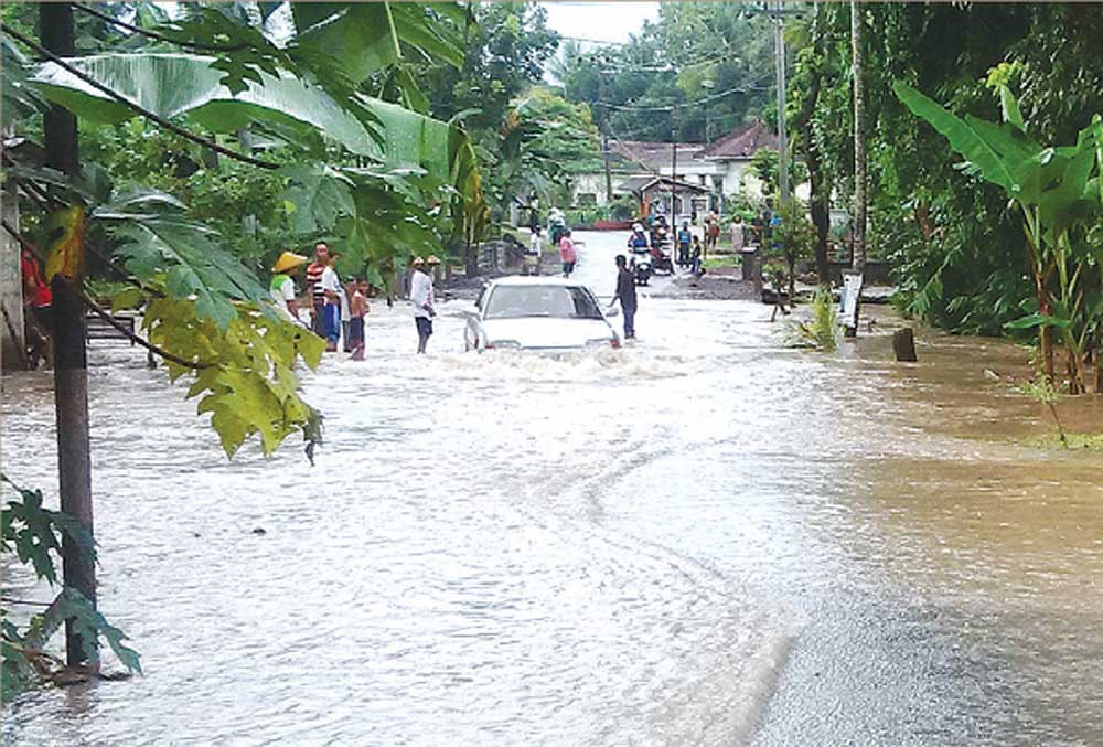 Hujan-Semalaman,-Banyuwangi-Dikepung-Banjir