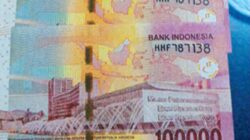 Uang-pecahan-Rp100-ribu-dengan-nomor-seri-yang-sama-diamankan-oleh-anggota-Polsek-Singojuruh