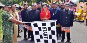 The Cultural Parade of the 71st Indonesian Independence Day in Srono District Held Festively