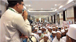 Bupati Anas Sambangi Jamaah Haji Banyuwangi di Makkah