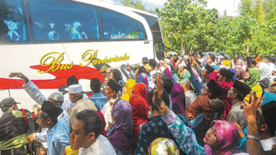 Kedatangan Jamaah Haji Banyuwangi Disambut Isak Tangis