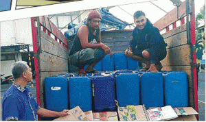Polisi Gagalkan Pengiriman 3.500 Liter Arak Bali ke Banyuwangi