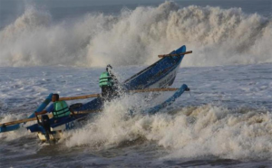 Bad weather, Nelayan Wajib Pakai Pelampung