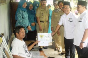 Baznas Helps Leprosy Sufferers