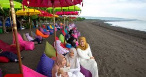 Pulau Santen Jadi Wisata Pantai Syariah Pertama di Indonesia