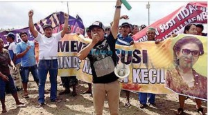 Nelayan Lampon Demo Tolak Kebijakan Menteri Susi