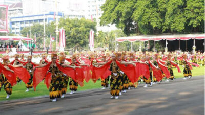 Banyuwangi Gandrung Dance Enlivens the Seconds of the Proclamation at the State Palace