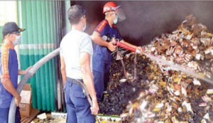 Gudang Indomarco Dilalap Api