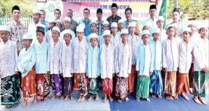 Muhammadiyah Genteng Khitankan 29 Child