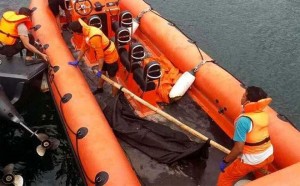 Geger! Mayat Perempuan Tua Ditemukan Mengapung di Perairan Selat Bali