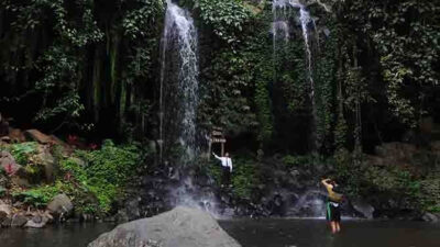 Air Terjun Istana Goa di Gombengsari Mulai Ramai Dikunjungi