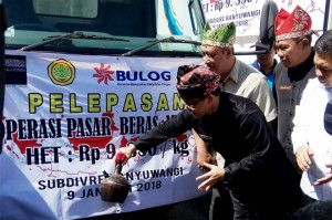 Beras Melimpah, Bulog Mulai Operasi Pasar