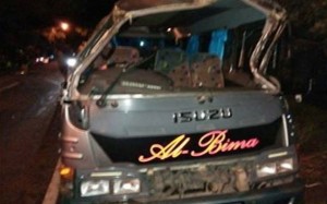 Suspected Sleepy Driver, Mobil Elf Berpenumpang 12 Orang Terguling