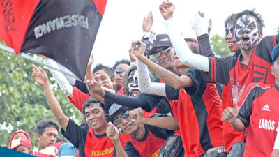 Persewangi Bersatu, Laros Jenggirat Minta Manajemen Diisi Wajah Baru