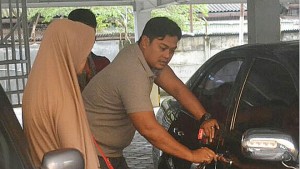 Pencuri Bobol Mobil di Parkiran KDS Genteng