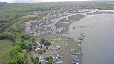 Extreme Weather, Grajagan Fishermen Don't Go to Sea