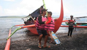 Libur Panjang Imlek, Pemilik Perahu Wisata di Pantai Watu Dodol Kelimpahan Berkah