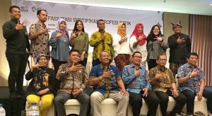 Seratus Pembatik Banyuwangi Diuji Kompetensi LPS Batik