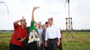 Luhut dan Sri Mulyani Terpesona Lihat Keunikan Bandara Banyuwangi