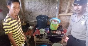 Police Raid Tuak Seller's House in Srono