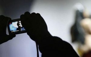 Oknum Guru SD di Banyuwangi Pertontonkan Video Porno dan Gerayangi Sejumlah Siswi