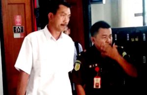 Pungli Prona, Sekdes Cantuk Ditahan