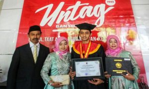 Wandra Jadi Wisudawan Terbaik Untag Banyuwangi