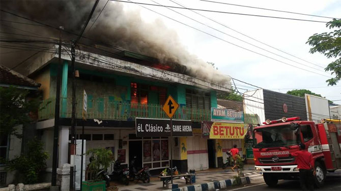 Rumah-di-Banyuwangi-Dilalap-Si-Jago-Merah