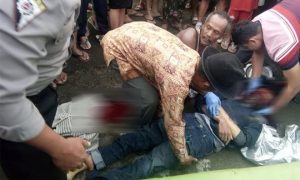 Motorcyclist Dies After Hit by Car in Kalibaru