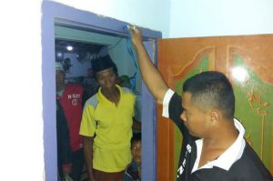 Tragic! Man from Wongsorejo found hanging dead in his house