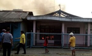Diduga Korsleting Listrik, Rumah Warga Sarimulyo Dilalap Si Jago Merah