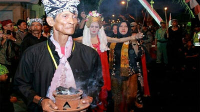 Seblang Bakungan, The Magical Dance of Using Residents That Amazes Tourists
