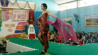 Banyuwangi Prison in Action on the Catwalk