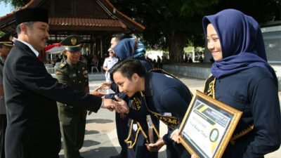 Commemorate the Youth Pledge, Banyuwangi Gives Awards to Outstanding Youth