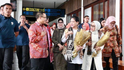 Kunjungan ke Banyuwangi, Iriana Jokowi Bertemu Guru Paud Hingga Tinjau Produk UMKM