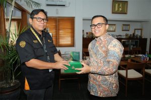 Warga Banyuwangi Diajak Ubah Sampah Jadi Emas